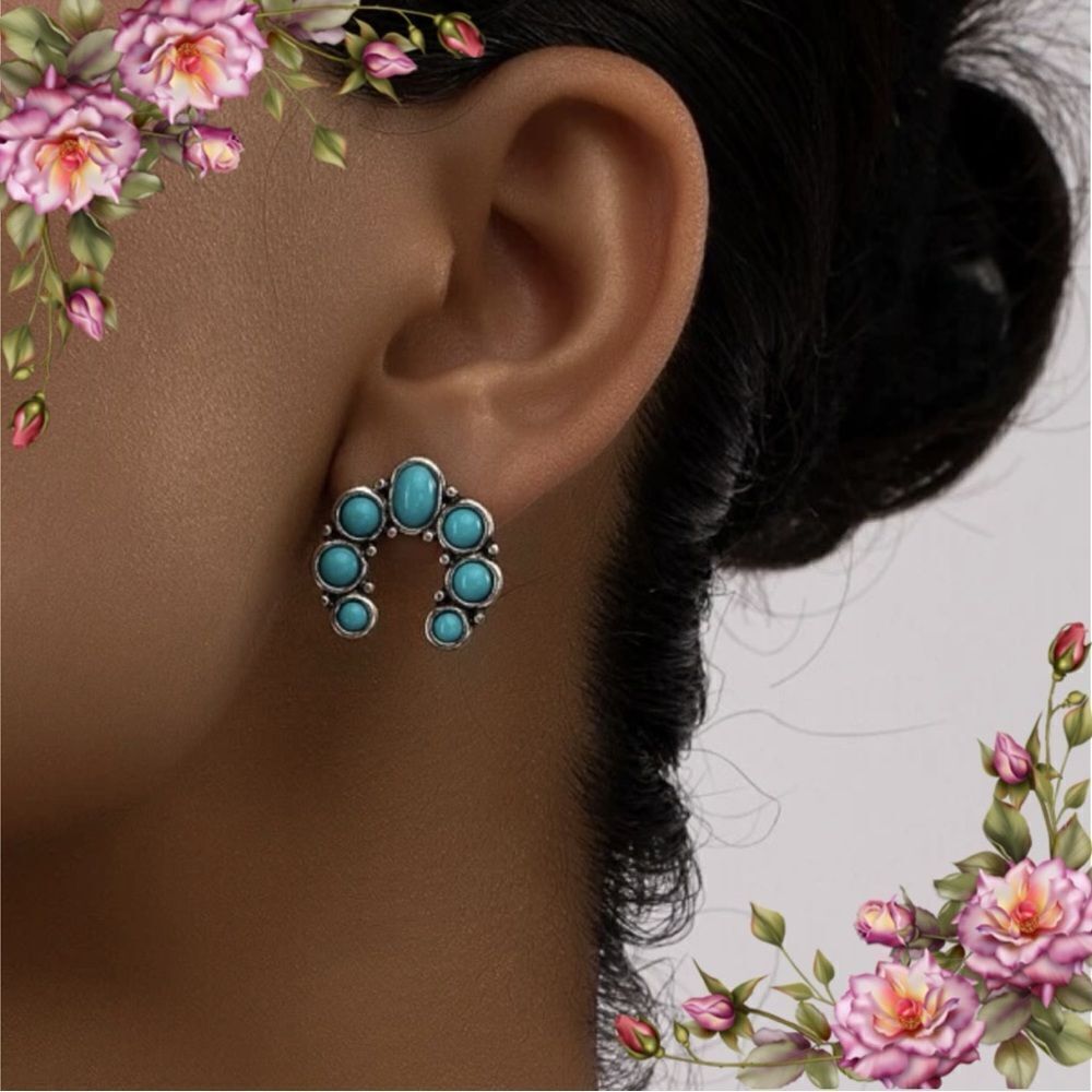 Faux Turquoise Decor Stud Earrings